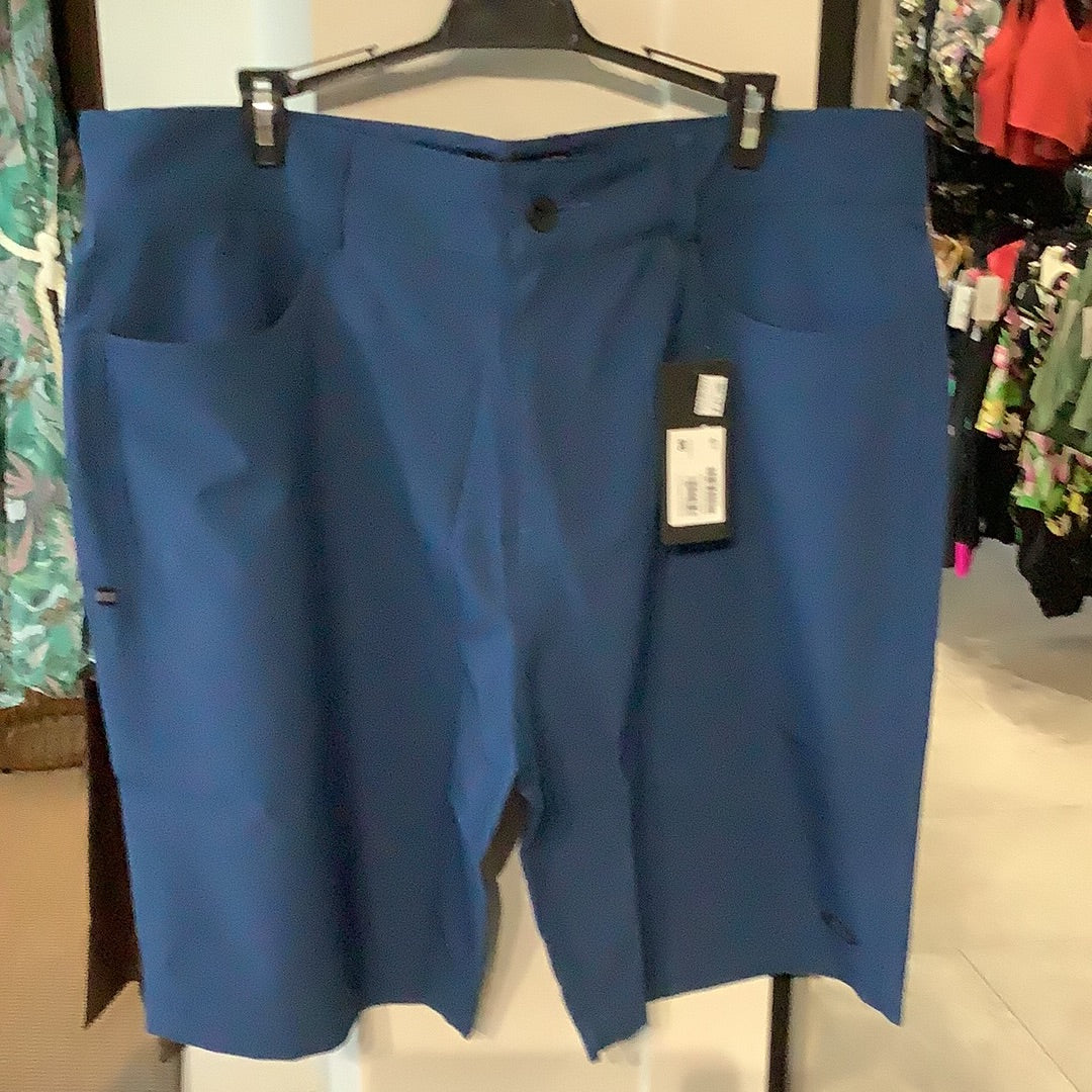 Oakley Baseline Hybrid 21 2.0 Short