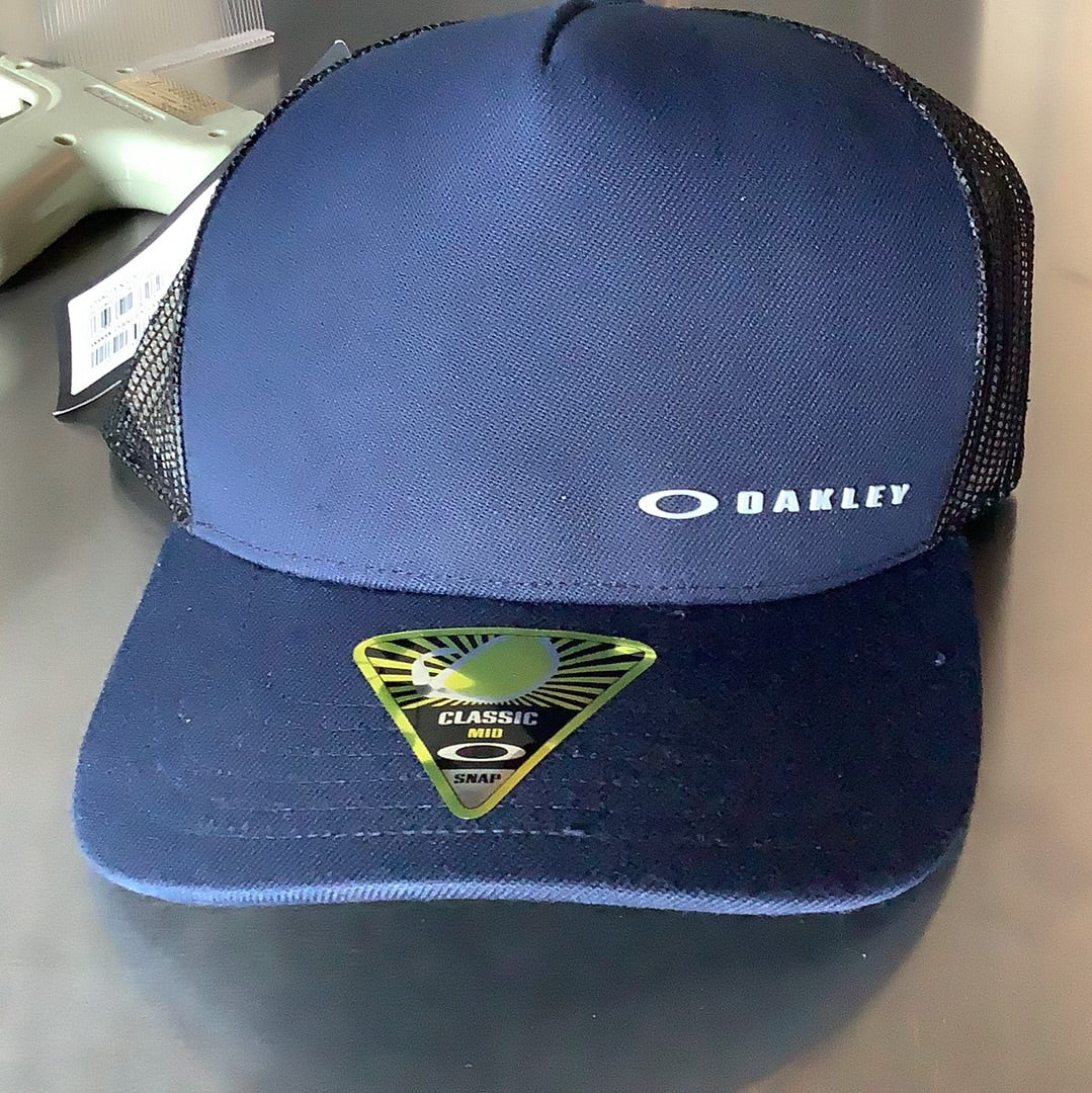 Oakley Men’s Chalten ball cap