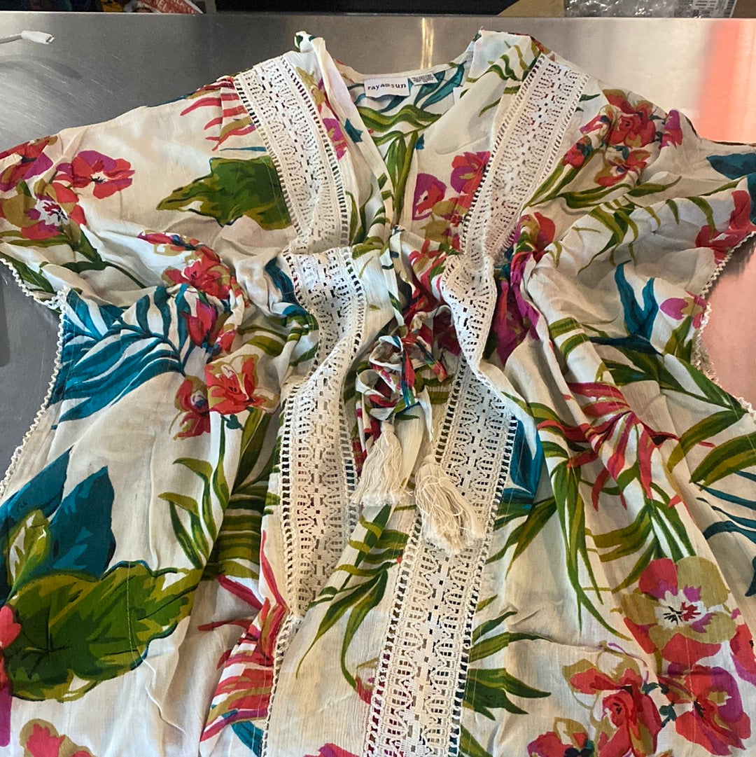 Raya Sun lace coverup