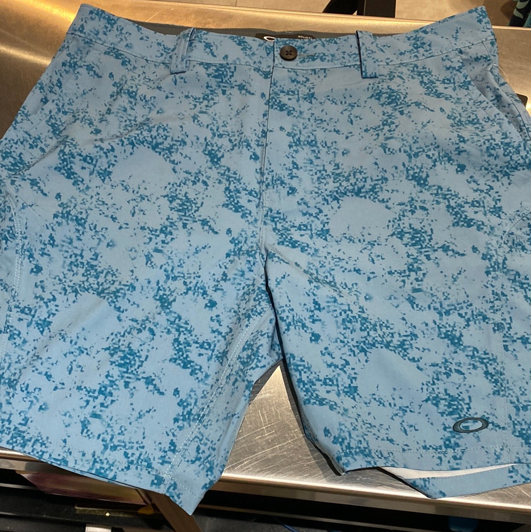 Oakley reduct hybrid