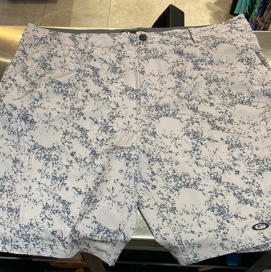 Oakley reduct hybrid