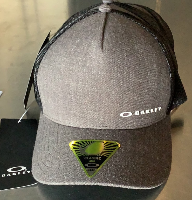 Oakley Men’s Chalten ball cap