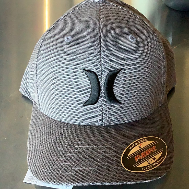 Hurley Men’s  flex fit black texture hat