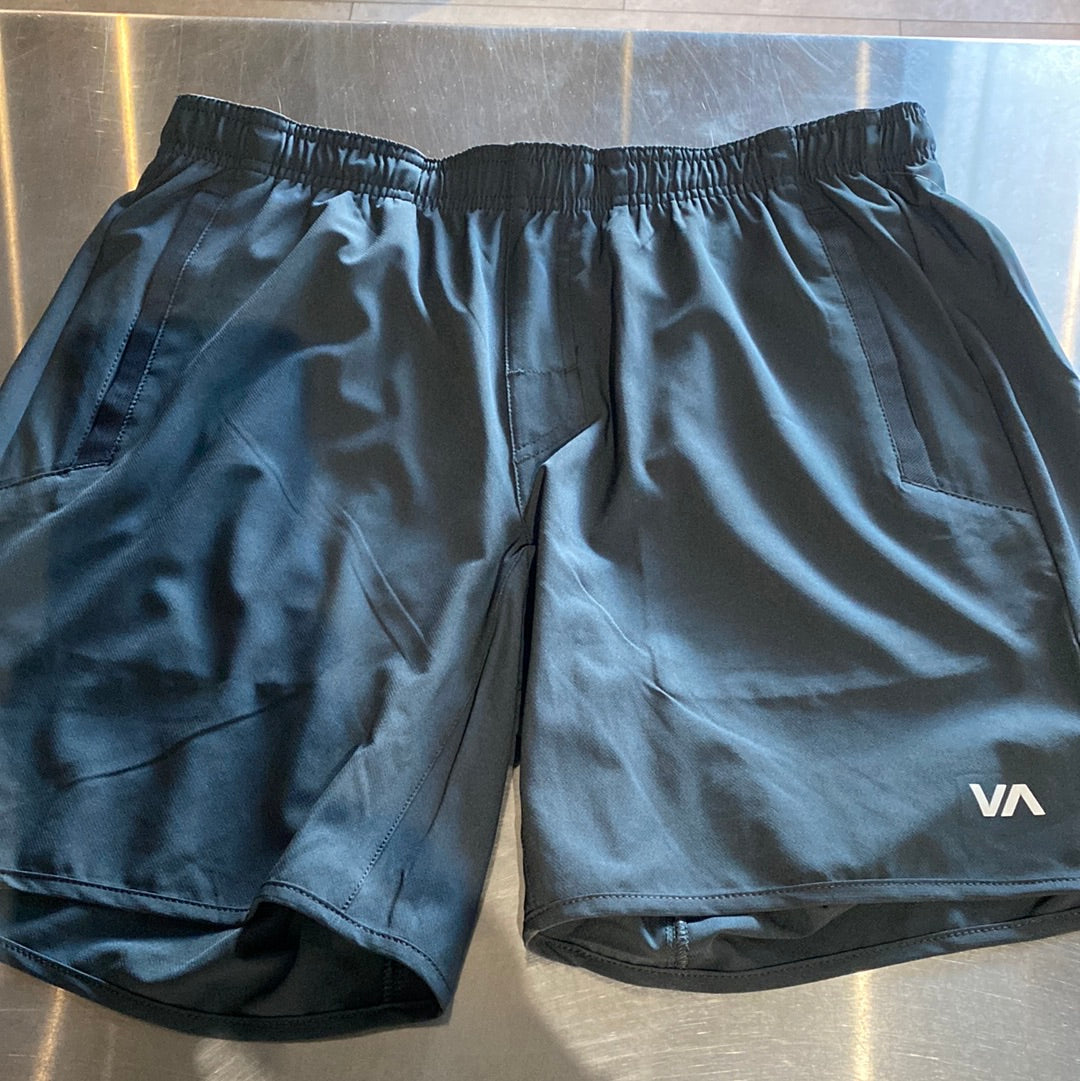 RVCA yogger stretch